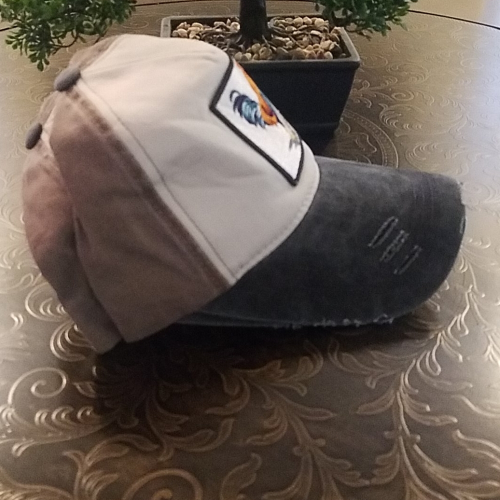 baseball hat - Picture 2 of 4